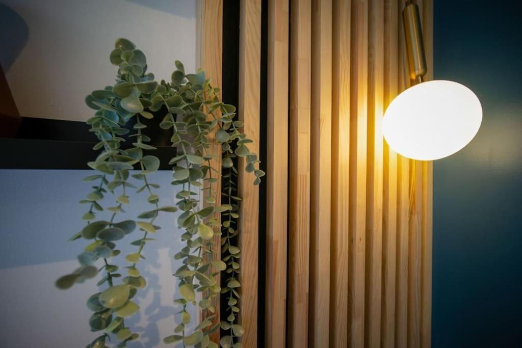 Air-Conditioned Apartment With Private Parking Marselha Exterior foto